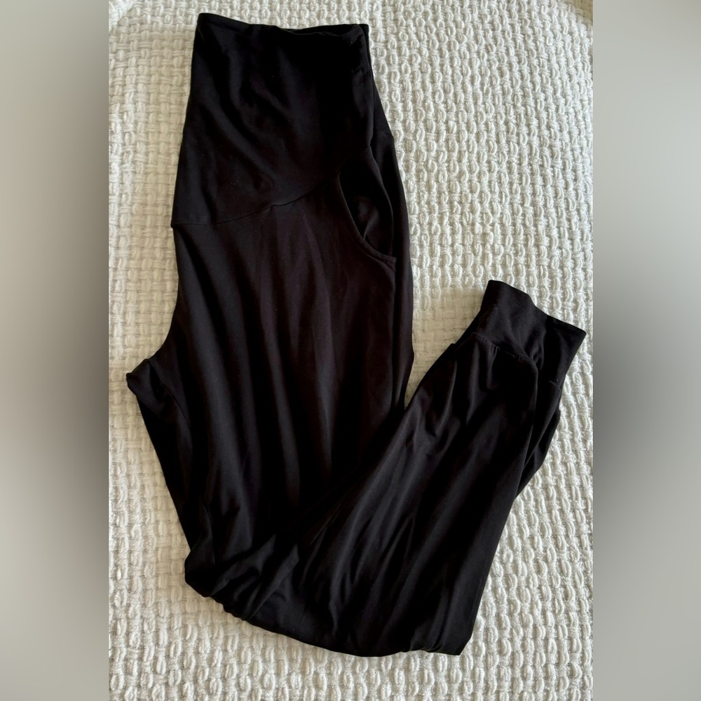 Maternity joggers